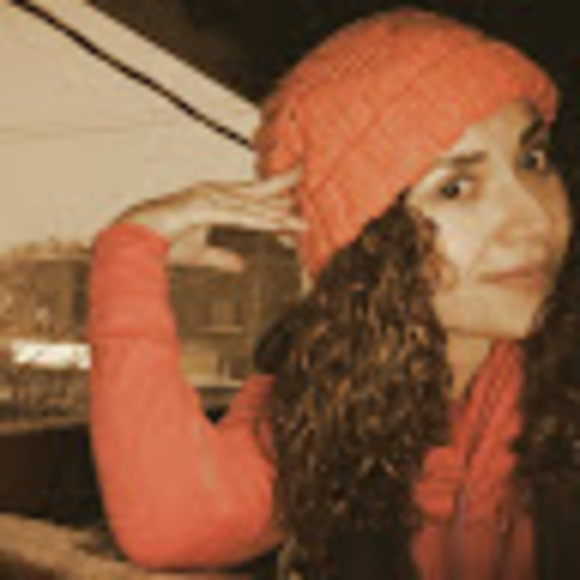 Meet your Posher, Joanna - Picture 1 of 1